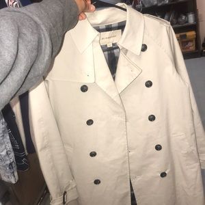Youth Burberry trench coat for sale size 12Y